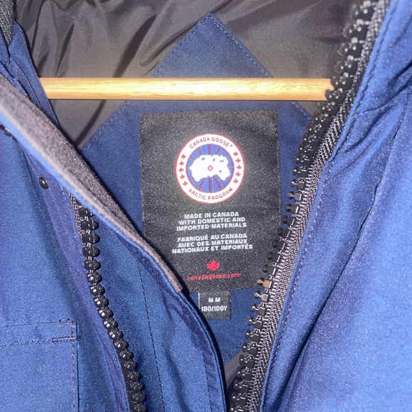 Canada Goose Jacket - Picture 3 of 4